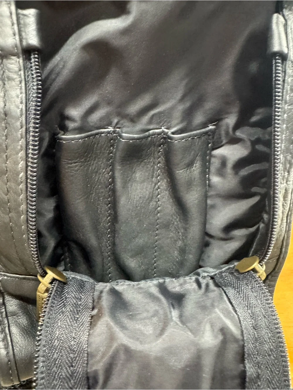 Land Santa Fe #8022 Vintage Black Full-grain Colombian Vaqueta Leather Crossbody